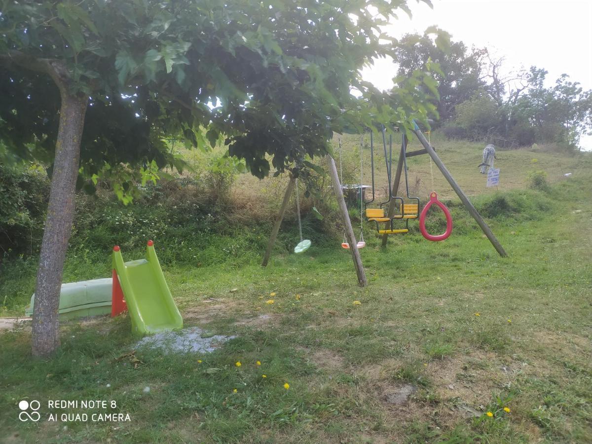 Gites "Le Bret" Saint-Sylvestre  Exteriör bild